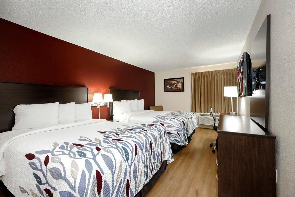 Red Roof Inn Хилсвилл Экстерьер фото